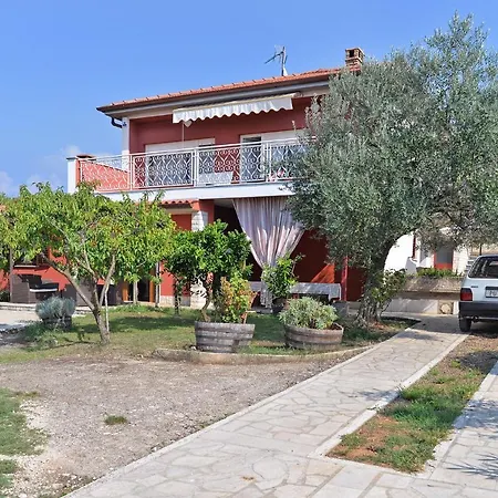 Apartment With Nice Terrace 684 *