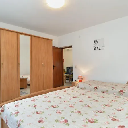 Apartment Apartment With Nice Terrace 684