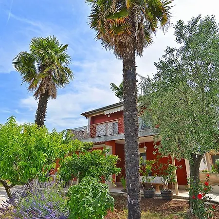 דירה With Terrace 684 *