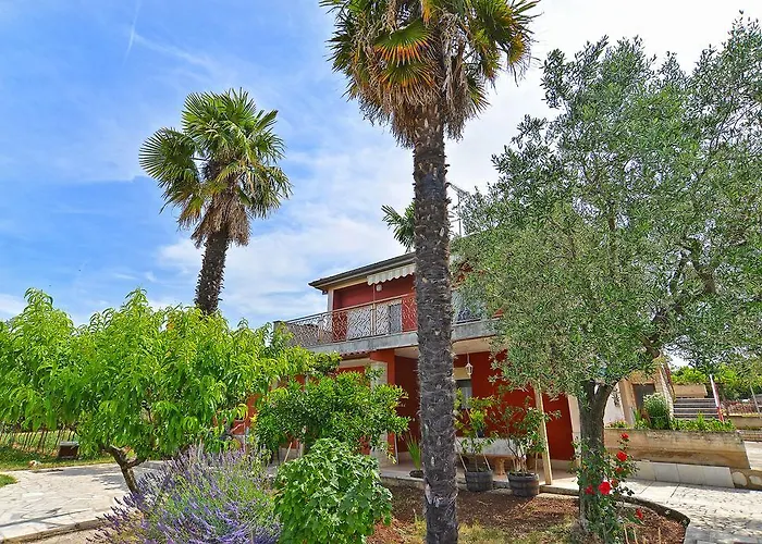 Apartman Apartment With Nice Terrace 684 *